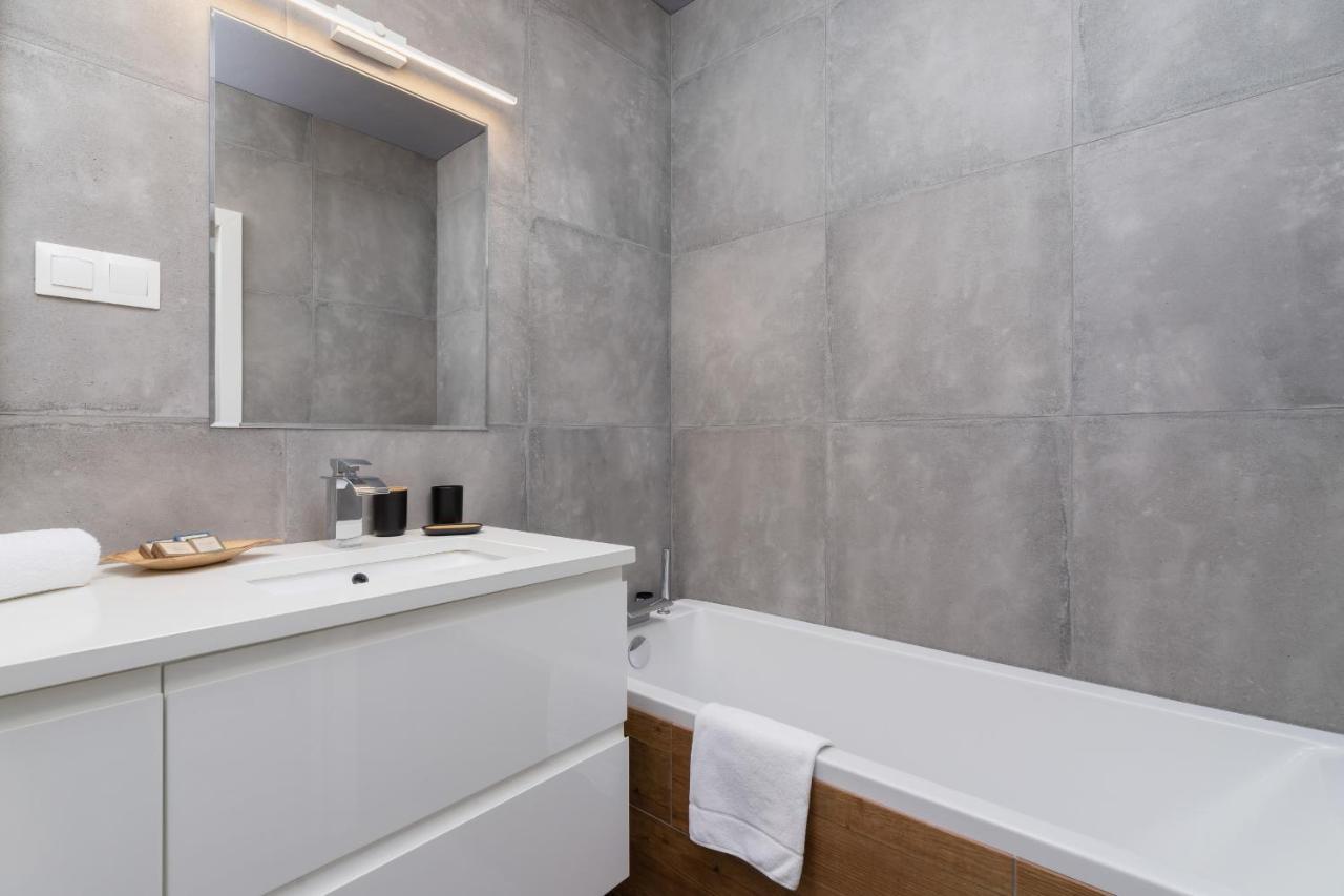 Krowodrza Apartment Premium With Balcony By Renters Prestige 크라쿠프 외부 사진
